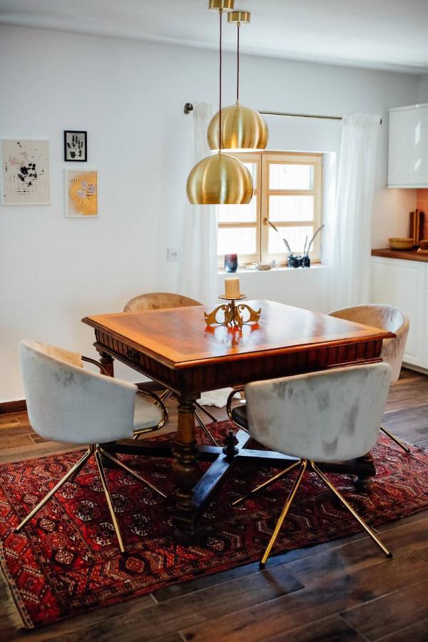 Apartment Aussee- Atelier Salzherrenhof- Kueche, Wlan, Netflix Bad Aussee Extérieur photo